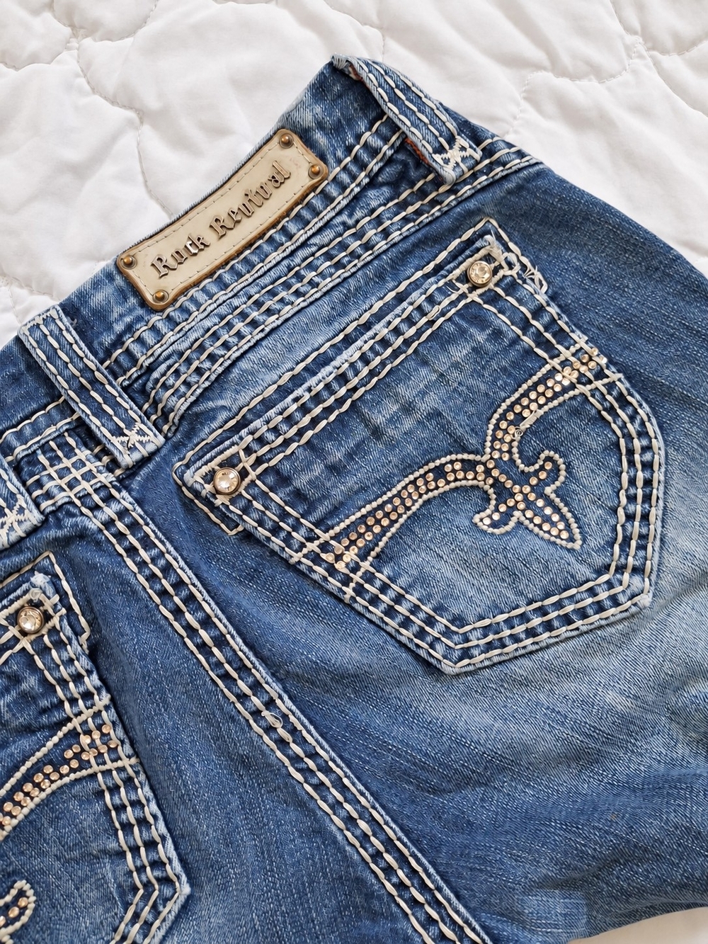 Rock Revival Women’s Size 30 Low Rise Bootcut Rhinestone Jeans Y2K